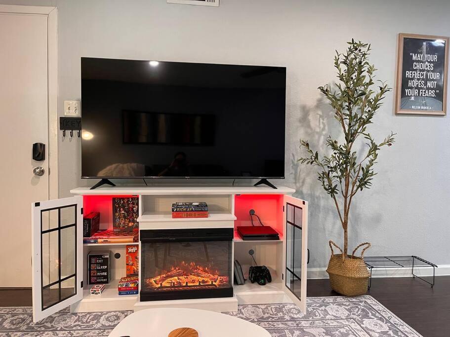 Healing Haven King Bed Suite Dallas Extérieur photo